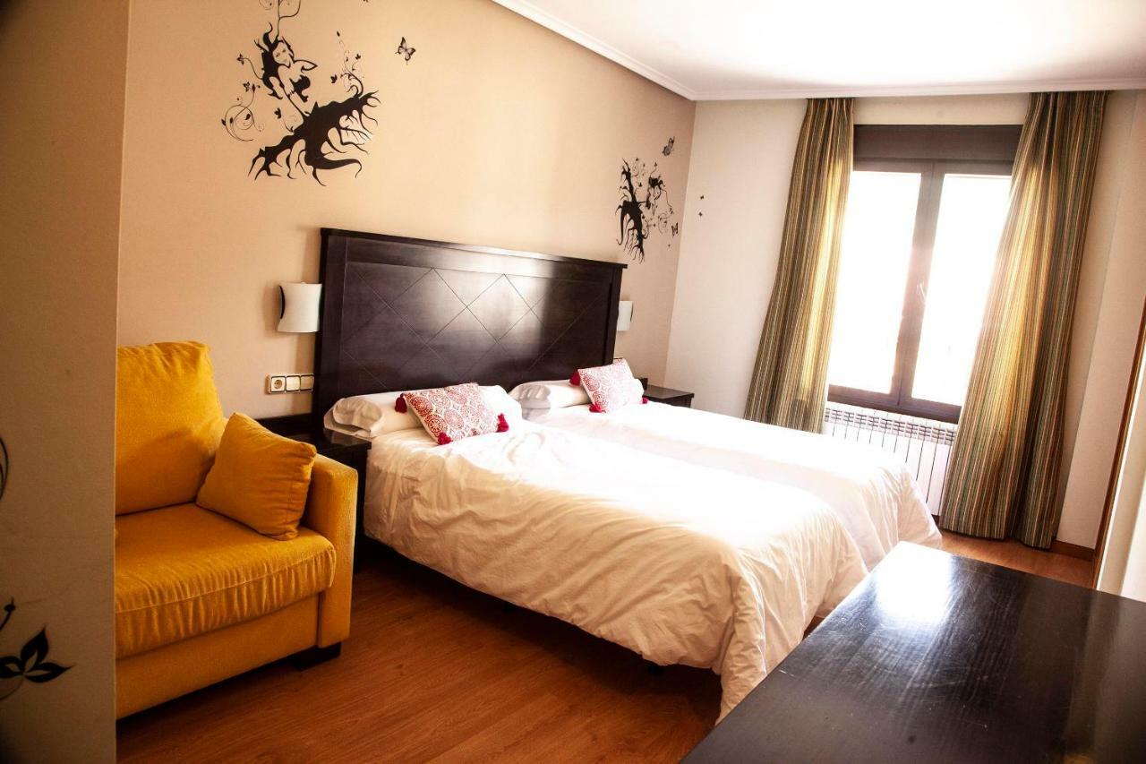 Hotel Rural Camero Viejo Laguna de Cameros Bagian luar foto